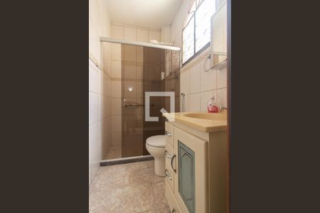 Casa de condomínio para alugar com 140m², 4 quartos e 2 vagasBanheiro da Suíte 1