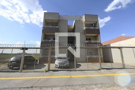 Apartamento para alugar com 67m², 2 quartos e 1 vaga Apartamento para alugar com 67m², 2 quartos e 1 vagaFachada