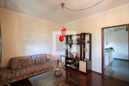 Sala de casa para alugar com 4 quartos, 360m² em São João Batista, Belo Horizonte