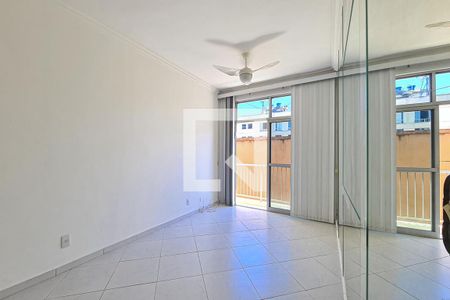 Sala de apartamento à venda com 3 quartos, 110m² em Todos Os Santos, Rio de Janeiro