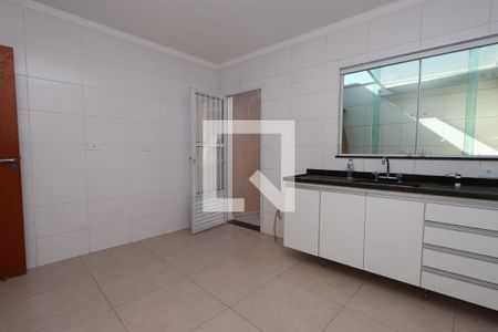 Casa à venda com 110m², 3 quartos e 2 vagasCozinha