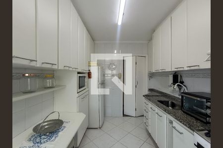 Apartamento à venda com 63m², 2 quartos e 2 vagasCozinha