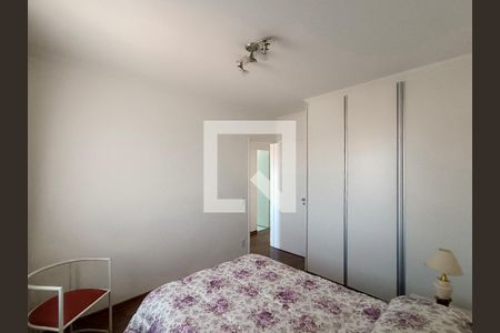 Apartamento à venda com 63m², 2 quartos e 2 vagasQuarto 2