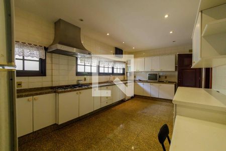 Casa de condomínio à venda com 900m², 6 quartos e 3 vagas Casa de condomínio à venda com 900m², 6 quartos e 3 vagasCozinha