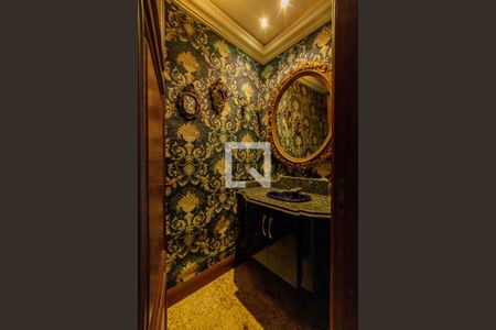 Casa de condomínio à venda com 900m², 6 quartos e 3 vagas Casa de condomínio à venda com 900m², 6 quartos e 3 vagasLavabo