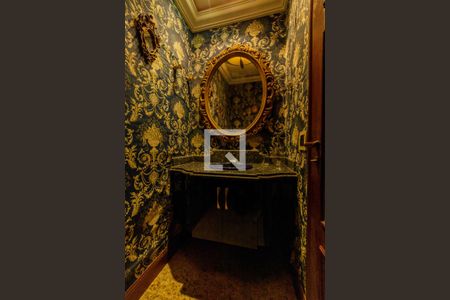 Casa de condomínio à venda com 900m², 6 quartos e 3 vagas Casa de condomínio à venda com 900m², 6 quartos e 3 vagasLavabo