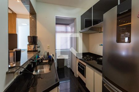 Apartamento à venda com 91m², 1 quarto e 2 vagas Apartamento à venda com 91m², 1 quarto e 2 vagasCozinha e Área de Serviço