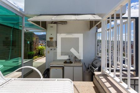 Apartamento à venda com 91m², 1 quarto e 2 vagas Apartamento à venda com 91m², 1 quarto e 2 vagasCobertura