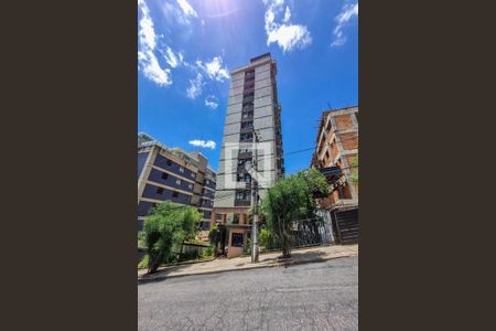 Apartamento à venda com 91m², 1 quarto e 2 vagas Apartamento à venda com 91m², 1 quarto e 2 vagasFachada