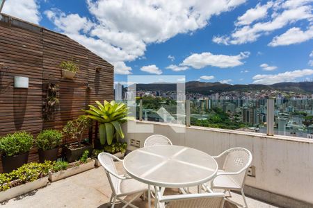 Apartamento à venda com 91m², 1 quarto e 2 vagas Apartamento à venda com 91m², 1 quarto e 2 vagasCobertura