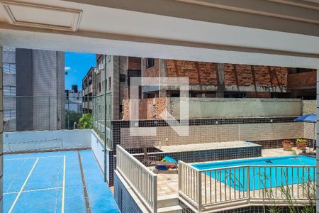 Apartamento à venda com 91m², 1 quarto e 2 vagas Apartamento à venda com 91m², 1 quarto e 2 vagasÁrea comum - Piscina