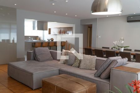 Apartamento à venda com 220m², 3 quartos e 1 vagaSala de estar