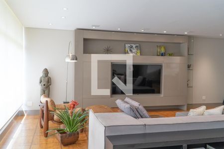 Apartamento à venda com 220m², 3 quartos e 1 vagaSala de estar