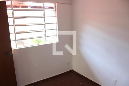 Casa à venda com 250m², 3 quartos e 1 vagaQuarto de Serviço / Depósito