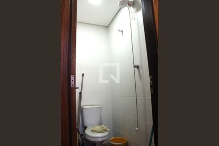 Casa à venda com 250m², 3 quartos e 1 vagaBanheiro 2
