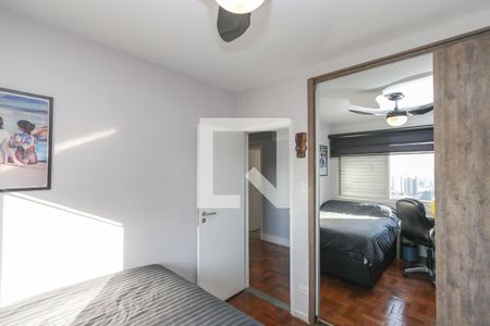 Apartamento à venda com 164m², 4 quartos e 1 vagaQuarto 2