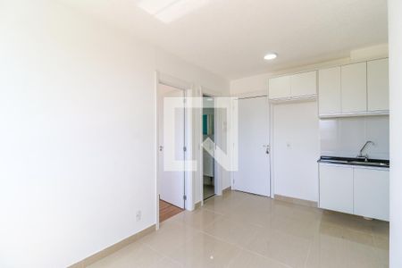 Apartamento para alugar com 34m², 2 quartos e sem vaga Apartamento para alugar com 34m², 2 quartos e sem vagaSala