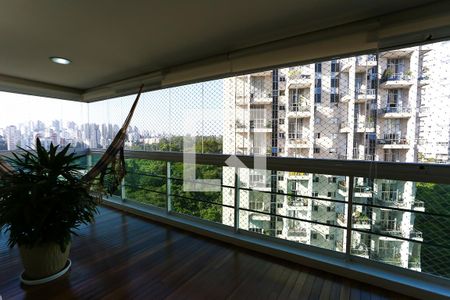 Varanda de apartamento à venda com 3 quartos, 114m² em Parque do Morumbi, São Paulo