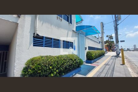 Apartamento à venda com 71m², 2 quartos e 1 vaga Apartamento à venda com 71m², 2 quartos e 1 vagaFachada