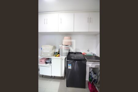 Casa à venda com 250m², 3 quartos e 2 vagasÁrea de Serviço