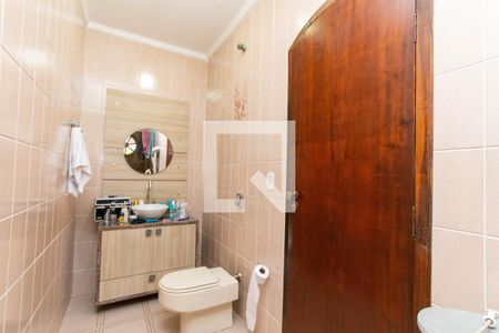 Banheiro da Suíte de casa à venda com 3 quartos, 240m² em Parque Continental I, Guarulhos