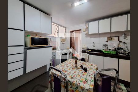 Apartamento à venda com 90m², 3 quartos e 1 vaga Apartamento à venda com 90m², 3 quartos e 1 vagaCozinha