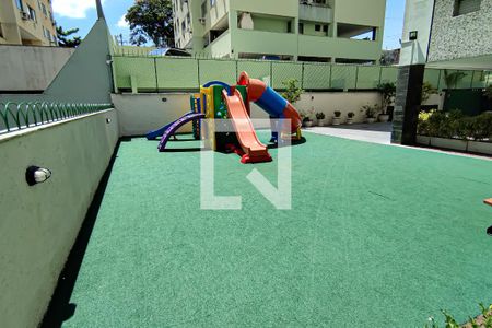 Apartamento à venda com 65m², 2 quartos e 1 vagaarea de serviço