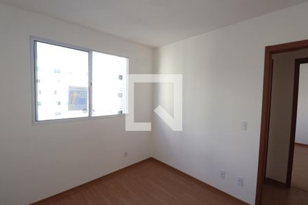 Quarto 1 de apartamento para alugar com 2 quartos, 44m² em Vila Lage, São Gonçalo