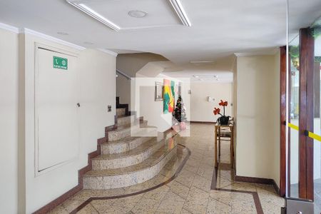 Apartamento para alugar com 72m², 2 quartos e 1 vaga Apartamento para alugar com 72m², 2 quartos e 1 vagaHall social