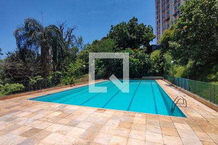 Apartamento para alugar com 72m², 2 quartos e 1 vaga Apartamento para alugar com 72m², 2 quartos e 1 vagaÁrea comum - Piscina