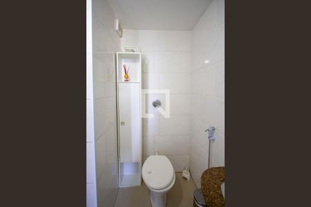 Apartamento para alugar com 72m², 2 quartos e 1 vaga Apartamento para alugar com 72m², 2 quartos e 1 vagaBanheiro