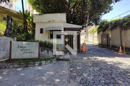 Apartamento para alugar com 72m², 2 quartos e 1 vaga Apartamento para alugar com 72m², 2 quartos e 1 vagaFachada do condomínio