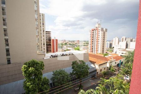 Sacada da sala de apartamento para alugar com 3 quartos, 122m² em Centro, Ribeirão Preto
