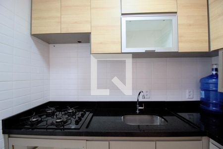 Cozinha de apartamento para alugar com 2 quartos, 55m² em Jardim Rio das Pedras, Cotia
