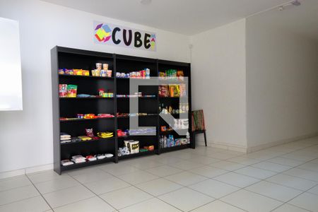 Área comum - Mercadinho de apartamento para alugar com 2 quartos, 55m² em Jardim Rio das Pedras, Cotia