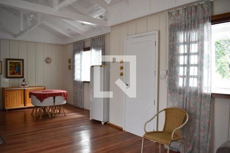 Casa de Condomínio para alugar com 1 quarto, 80m² em Mercês, Curitiba