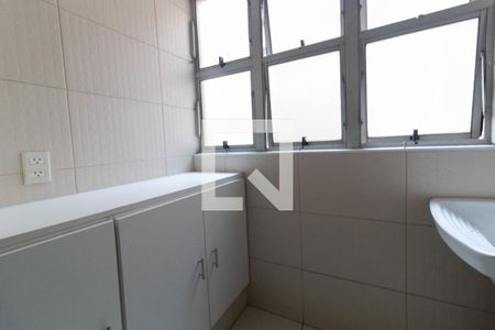 Apartamento à venda com 64m², 3 quartos e 1 vagaÁrea de serviço