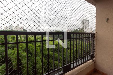 Vista Sala  de apartamento à venda com 3 quartos, 64m² em Vila Sofia, São Paulo