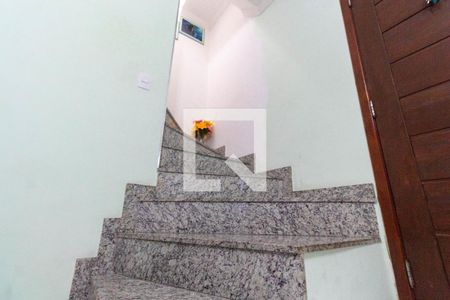 Escada de casa de condomínio à venda com 2 quartos, 73m² em Vila Dalila, São Paulo