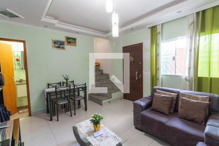 Sala de casa de condomínio à venda com 2 quartos, 73m² em Vila Dalila, São Paulo