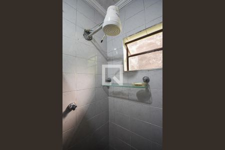 Casa para alugar com 75m², 2 quartos e sem vaga Casa para alugar com 75m², 2 quartos e sem vagaChuveiro do Banheiro