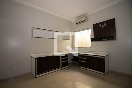 Casa para alugar com 200m², 3 quartos e 6 vagas Casa para alugar com 200m², 3 quartos e 6 vagasSuíte 2