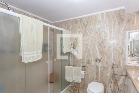 Apartamento à venda com 246m², 3 quartos e 3 vagasBanheiro Quarto 3