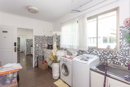 Apartamento à venda com 246m², 3 quartos e 3 vagasÁrea de Serviço