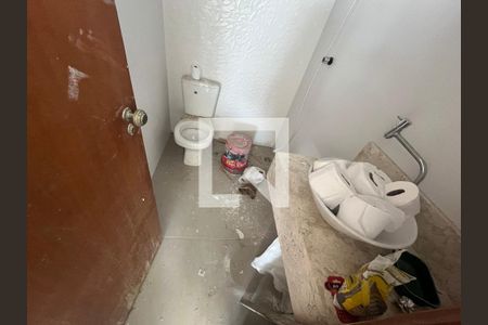 Apartamento para alugar com 550m², 5 quartos e 2 vagasBanheiro 2