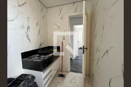 Apartamento para alugar com 550m², 5 quartos e 2 vagasBanheiro 1