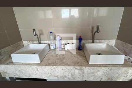 Apartamento para alugar com 550m², 5 quartos e 2 vagasBanheiro da Suíte