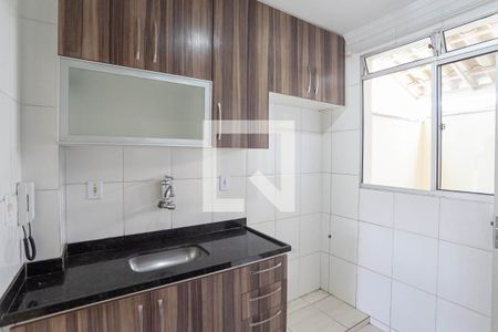 Casa de condomínio à venda com 55m², 2 quartos e 1 vagaCozinha