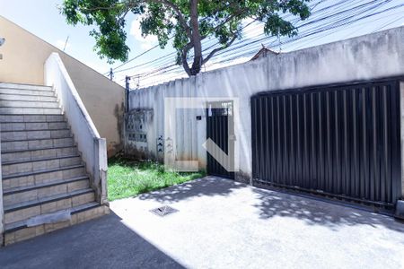 Casa de condomínio à venda com 55m², 2 quartos e 1 vagaEntrada