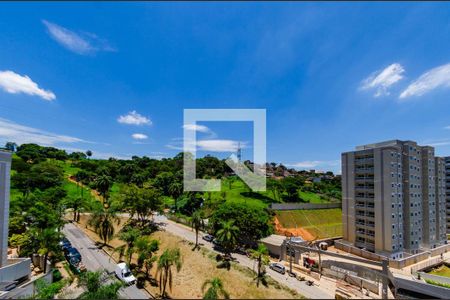 Apartamento para alugar com 67m², 2 quartos e 1 vagaVista
